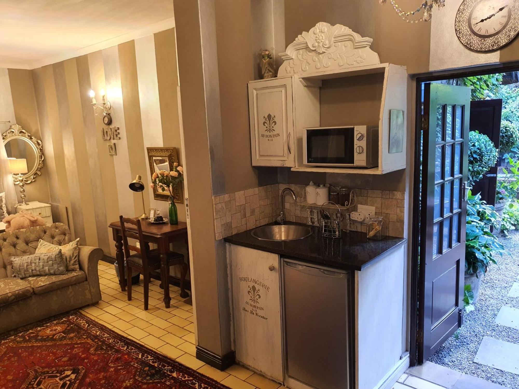 Waterhouse Guest Lodge In Waterkloof Pretoria Bilik gambar