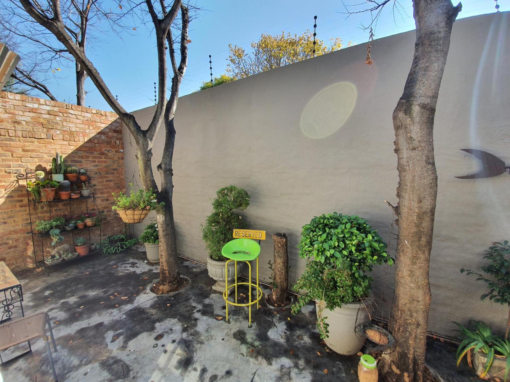 Waterhouse Guest Lodge In Waterkloof Pretoria Bilik gambar