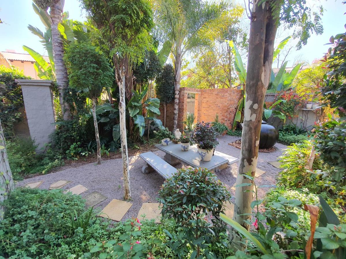 Waterhouse Guest Lodge In Waterkloof Pretoria Luaran gambar