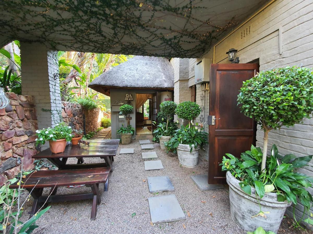 Waterhouse Guest Lodge In Waterkloof Pretoria Luaran gambar