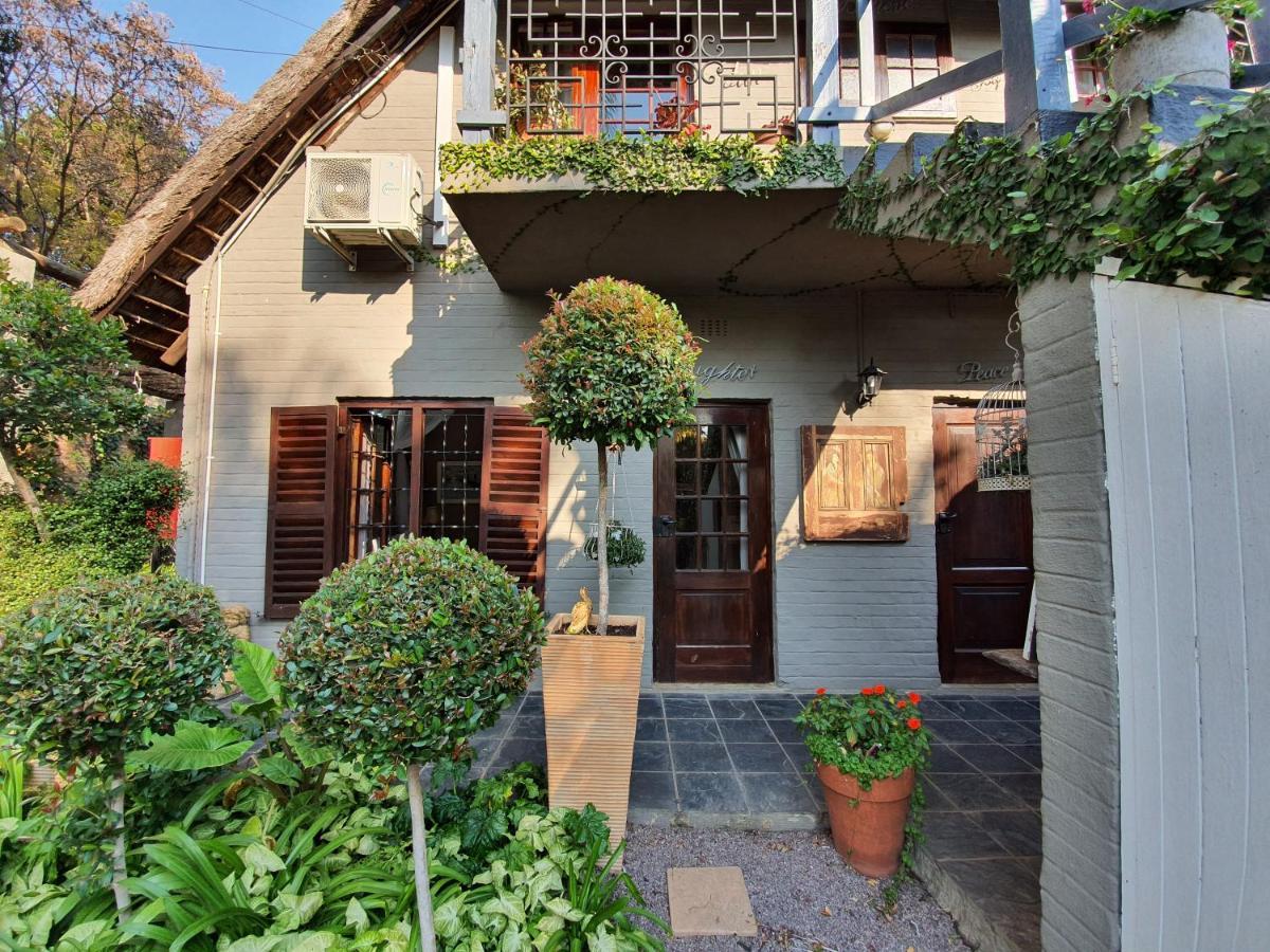 Waterhouse Guest Lodge In Waterkloof Pretoria Luaran gambar
